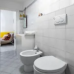 Guesthost - - Near The Station La Spezia