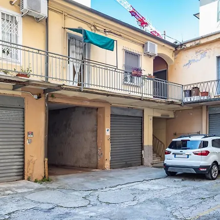 Apartmán Guesthost - - Near The Station