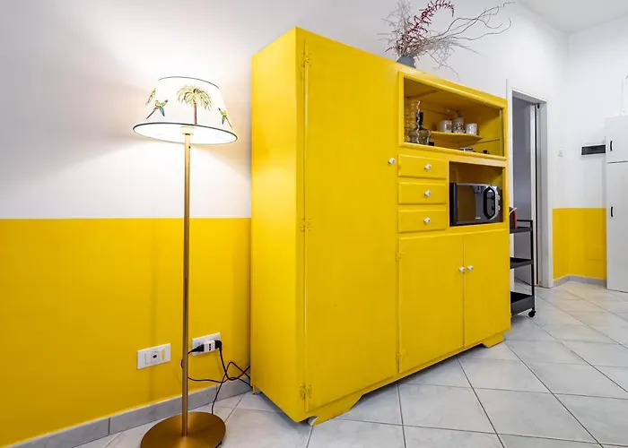 Apartmán Guesthost - - Near The Station La Spezia